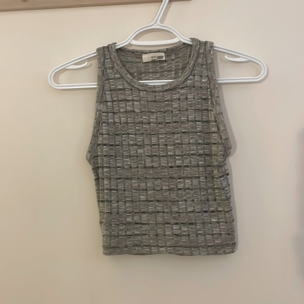 Aritzia Wilfred Free Crop Tank